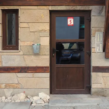 Apartament Luxury Designer I Meters To Gondola Lift I Sleeps 6 I Pool & Parking I Bansko