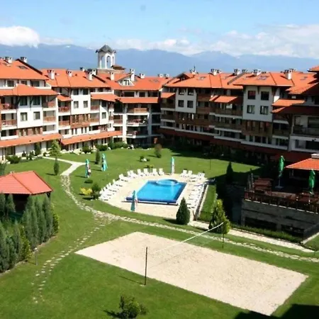 Luxury Designer I Meters To Gondola Lift I Sleeps 6 I Pool & Parking I Daire *