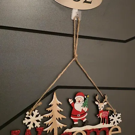 Apartament Luxury Designer I Meters To Gondola Lift I Sleeps 6 I Pool & Parking I Bansko