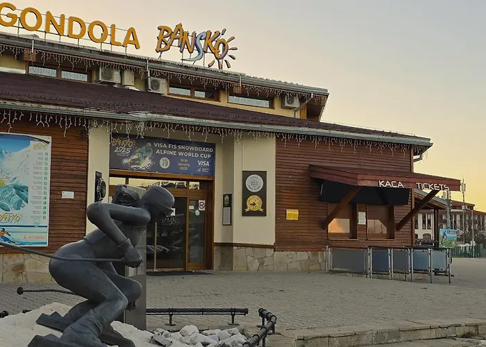 Appartamento Luxury Designer I Meters To Gondola Lift I Sleeps 6 I Pool & Parking I Bansko