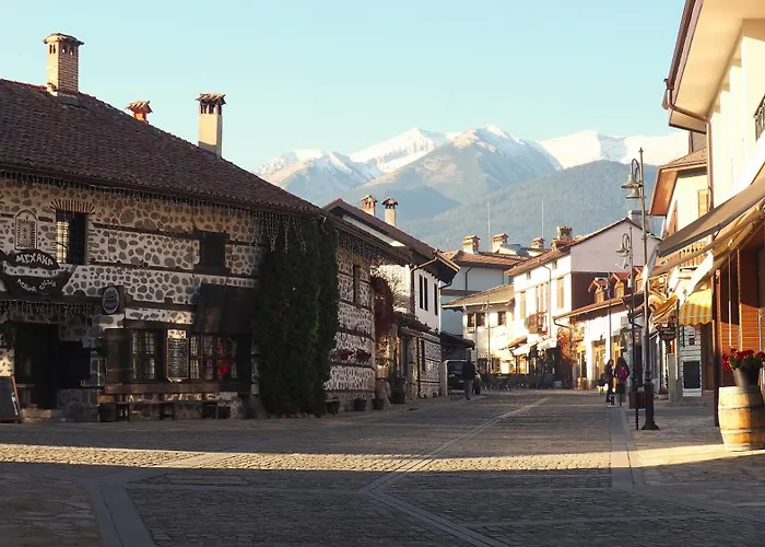 Luxury Designer I Meters To Gondola Lift I Sleeps 6 I Pool & Parking I * Bansko