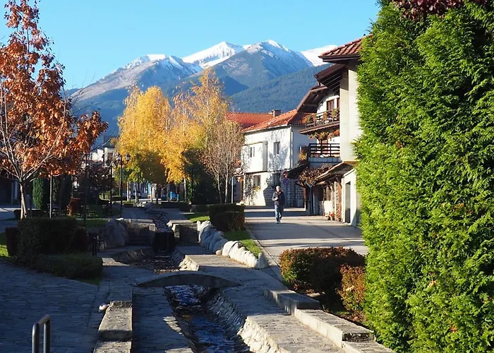 Appartamento Luxury Designer I Meters To Gondola Lift I Sleeps 6 I Pool & Parking I