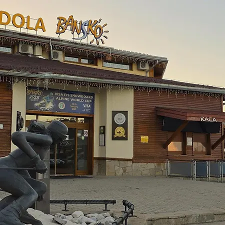 Apartamento Luxury Designer I Meters To Gondola Lift I Sleeps 6 I Pool & Parking I Bansko