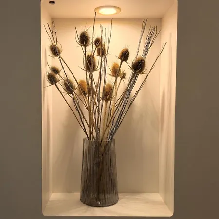 Apartment Luxury Designer I Meters To Gondola Lift I Sleeps 6 I Pool & Parking I